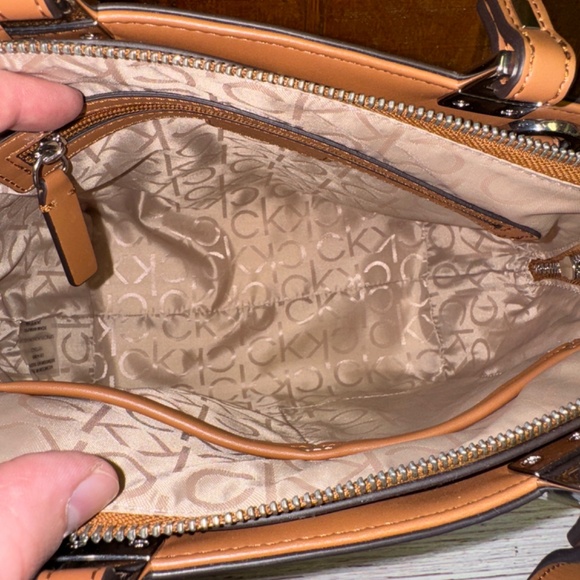 CALVIN KLEIN Charlie Signature Zip-Top Satchel - Picture 5 of 7